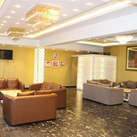 Grand Milestone Villa Mysore Exterior foto